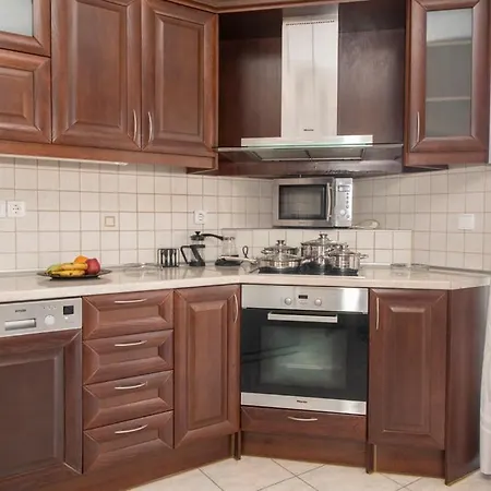 Timbaki'theodosia't Brothers Apartmán *